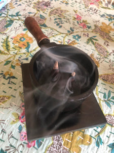 Small Iron Cauldron : burning incense cones & herbs